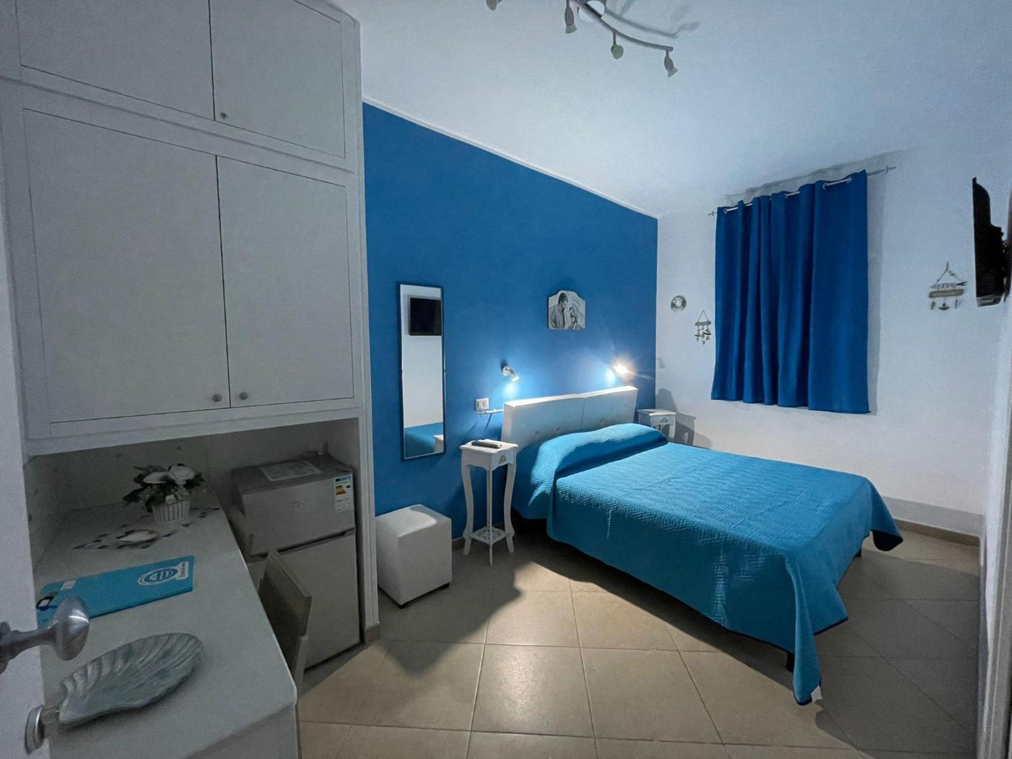 B&B Le Onde Del Mare Gallipoli Bagian luar foto
